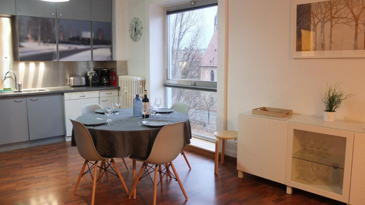 Spacieux Appartement Avec Vue Sur Les Quais Страсбург Екстериор снимка